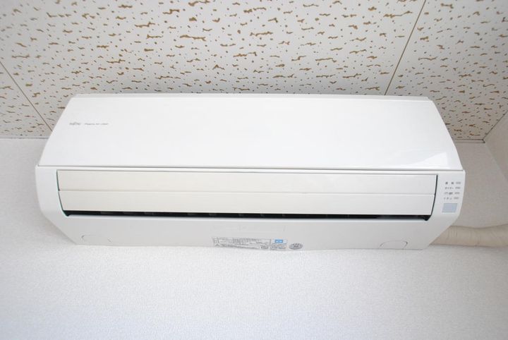 助川2丁目まるたかビルの内装