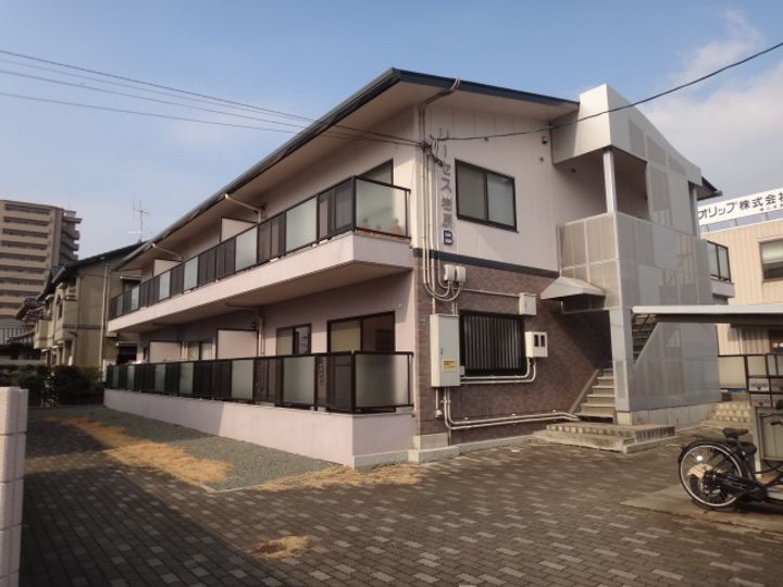 リーセス岩原 B棟の外観