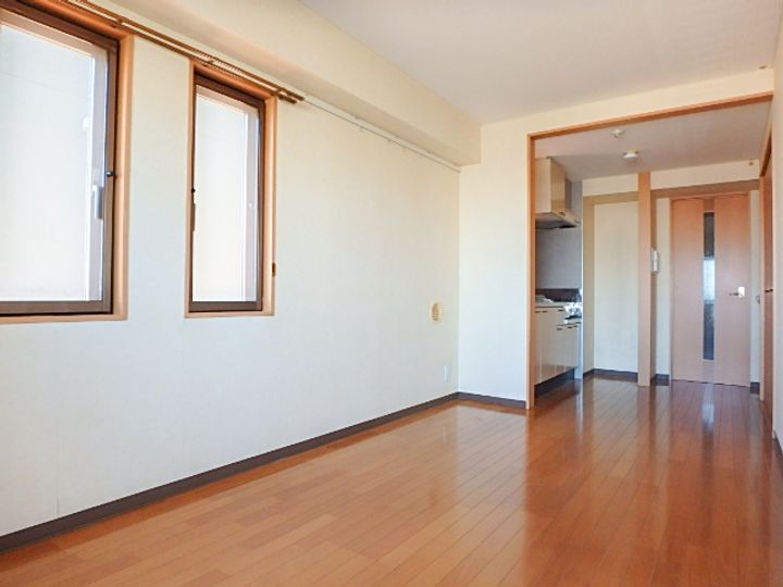 ピア横濱の居間