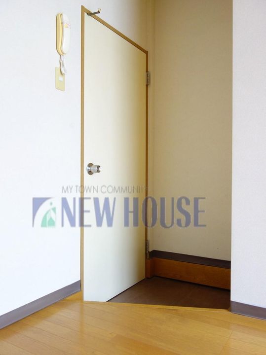 Y・D・Iハウスの玄関