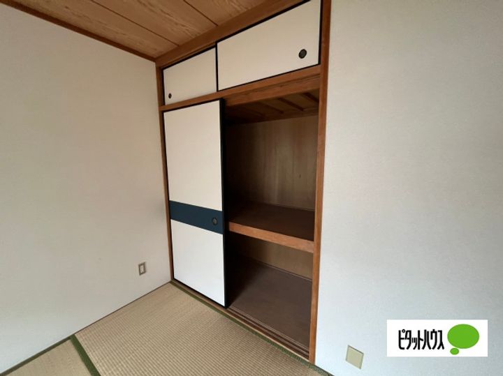 山本マンション(宝町)の内装