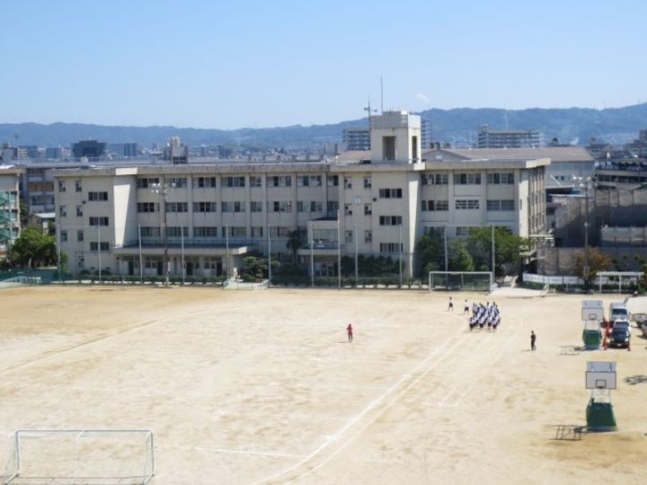 山本マンション(宝町)の周辺