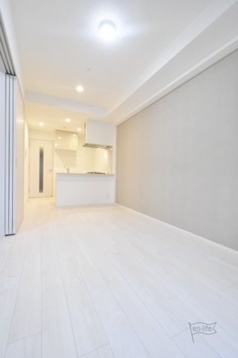 大阪府大阪市東淀川区西淡路1(マンション)の賃貸物件の居間