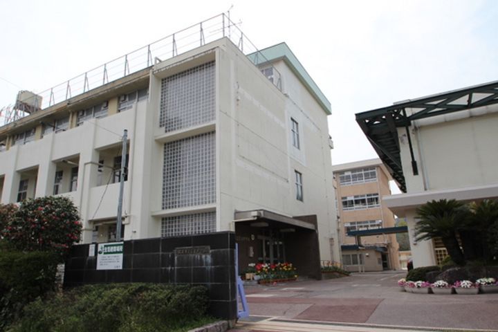 7FUKAGAWAの周辺