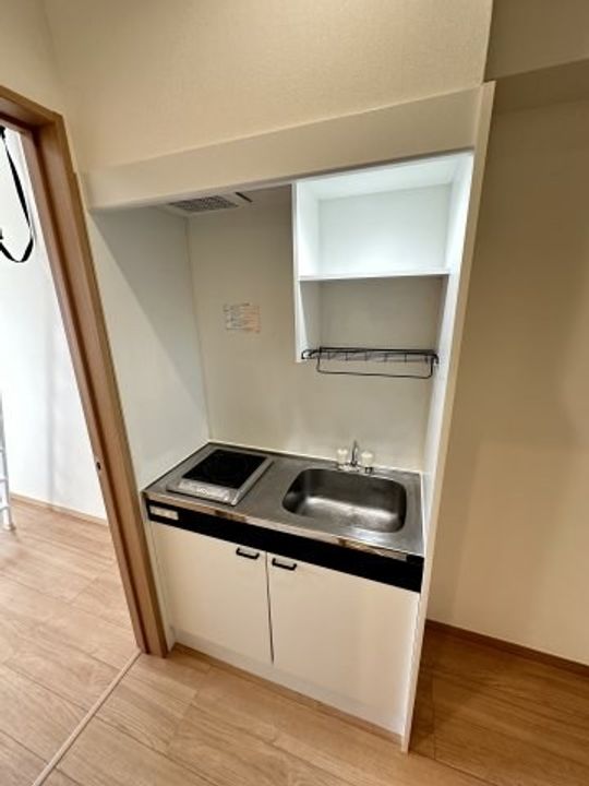 神奈川県横浜市金沢区富岡西3(アパート)の賃貸物件のキッチン