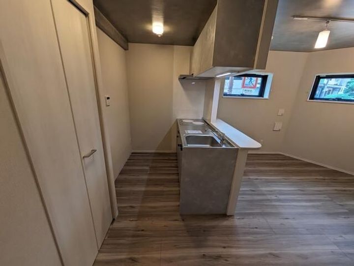 埼玉県川口市本町2(マンション)の賃貸物件の居間