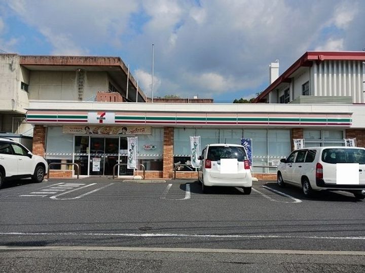 ラ ヴィーダ ヌエバの周辺