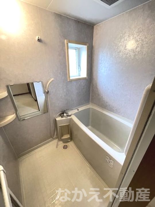 徳島県小松島市中田町字奥林(アパート)の賃貸物件の風呂