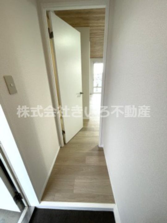 シャルム松木の玄関