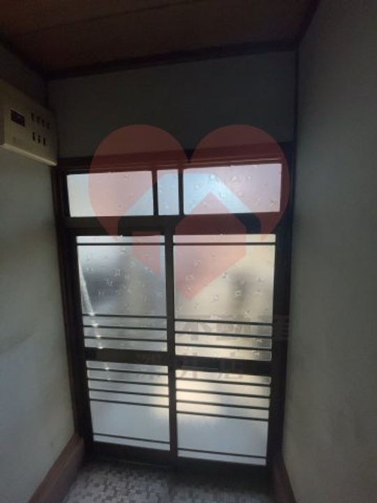 大阪府堺市北区金岡町(一戸建)の賃貸物件の玄関