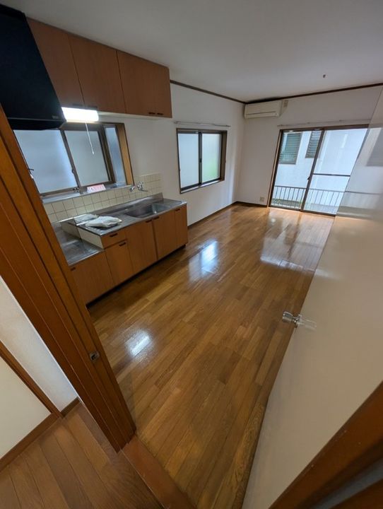 静岡県浜松市中央区蜆塚4(一戸建)の賃貸物件の居間