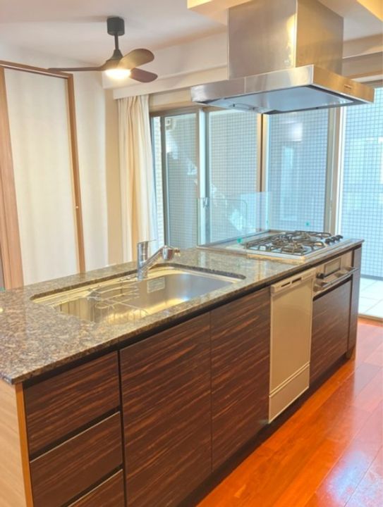 パークホームズ横濱松ヶ丘のキッチン