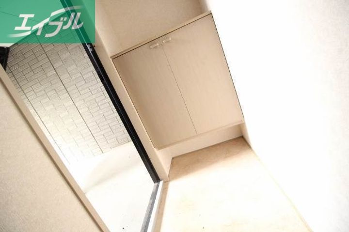 セレーノあかねの玄関