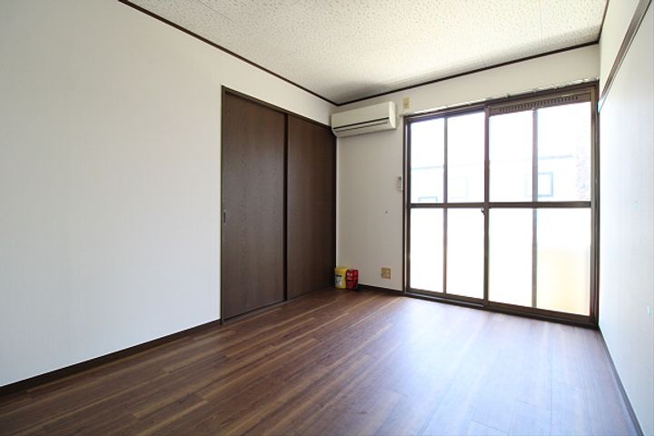 東京都三鷹市井の頭5の賃貸アパートの内装
