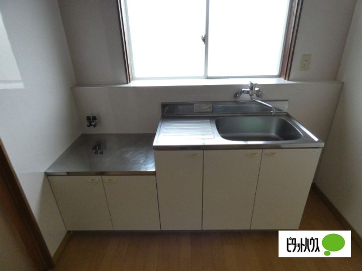 メゾン岩渕 A棟のキッチン