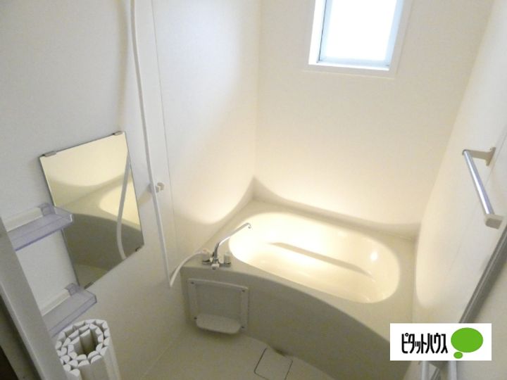 メゾン岩渕 A棟の風呂