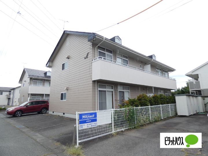 メゾン岩渕 A棟の外観