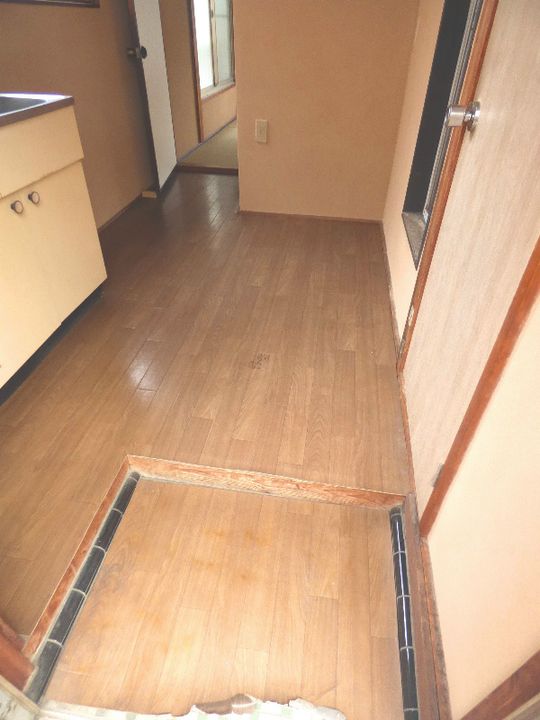 第一光陽ハイツの玄関