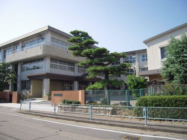 シャーロック  Bの周辺