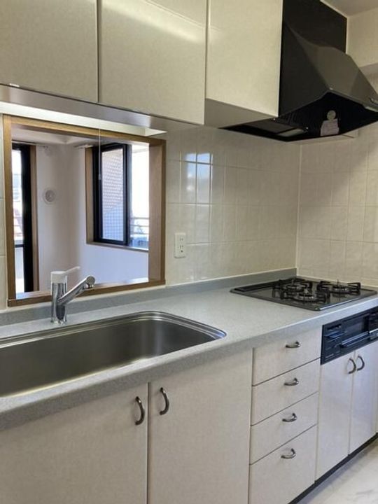 御苑ビルのキッチン