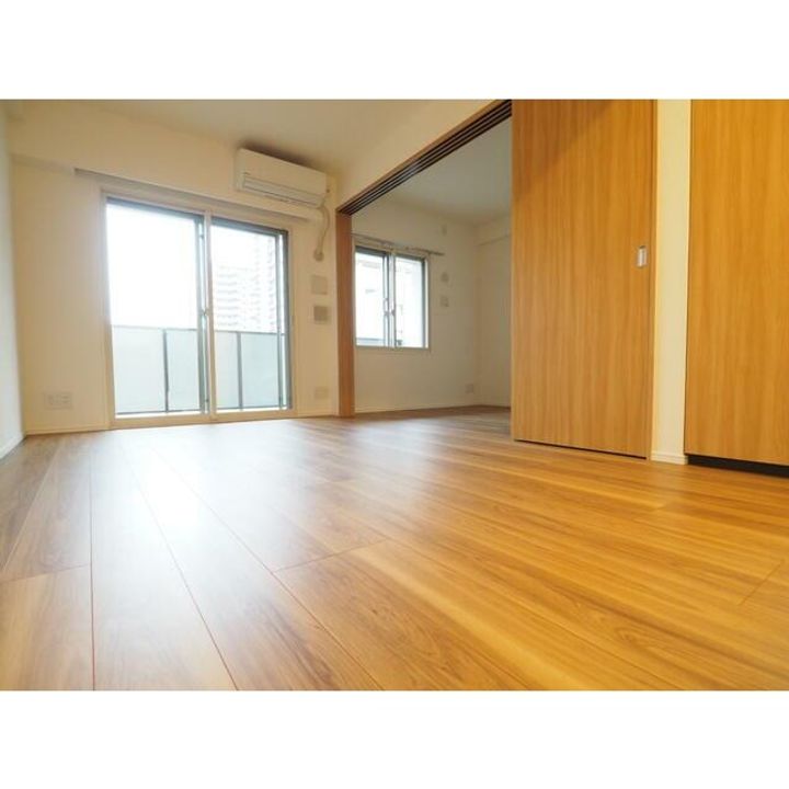 千葉県千葉市美浜区磯辺6(マンション)の賃貸物件の居間