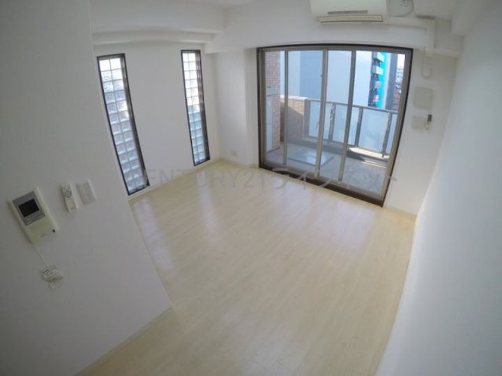 グランシス江坂の居間