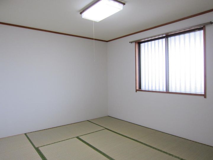 コーポタテノの居間