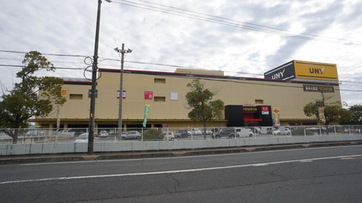 ドミトリーサマリの周辺