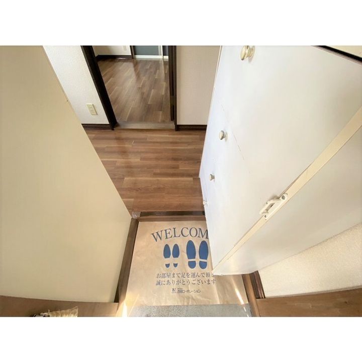 グリーンメゾンの玄関