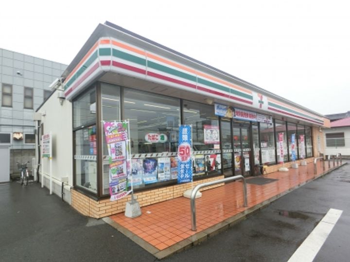 プリモ川曲の周辺