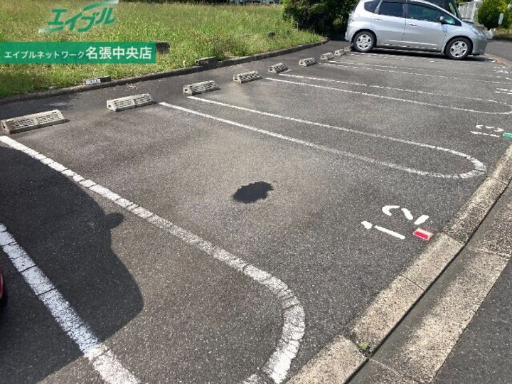 グランドヒルズ桔梗が丘13号棟の地図