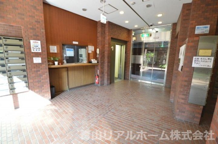 ソフトタウン青山の地図