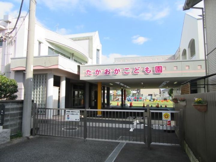 アドニス・杉山の周辺