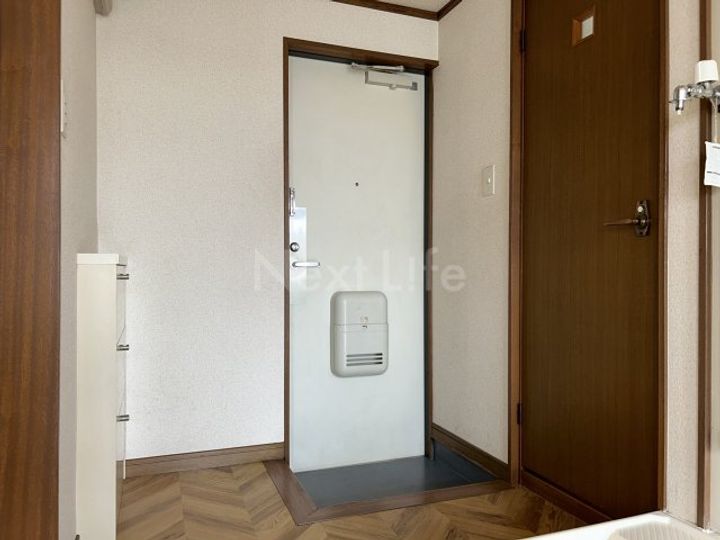 東京都府中市天神町2(アパート)の賃貸物件の玄関