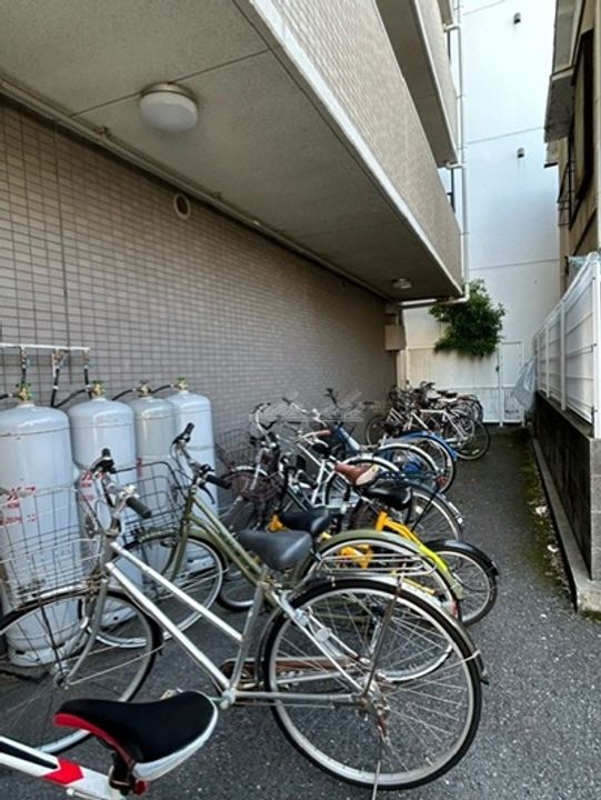 シャトール田口金沢八景の地図
