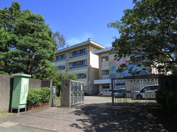 シャトー植村の周辺