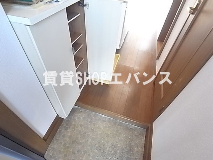 リアルジョイ薬円台五番館の玄関