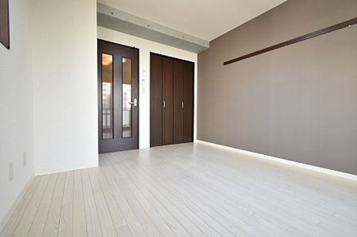 東京都調布市小島町2(マンション)の賃貸物件の居間