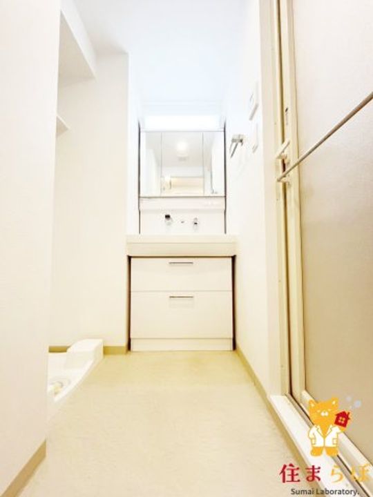 大阪府大阪市中央区安土町1(マンション)の賃貸物件の内装