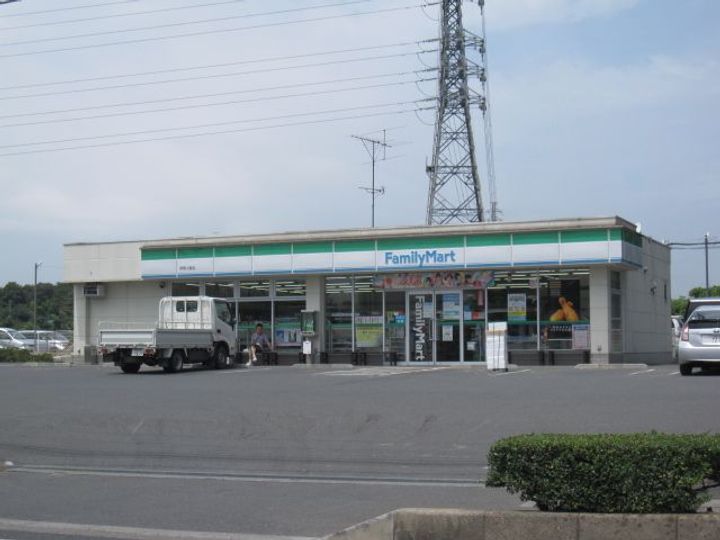 リライアブルパレスIの周辺