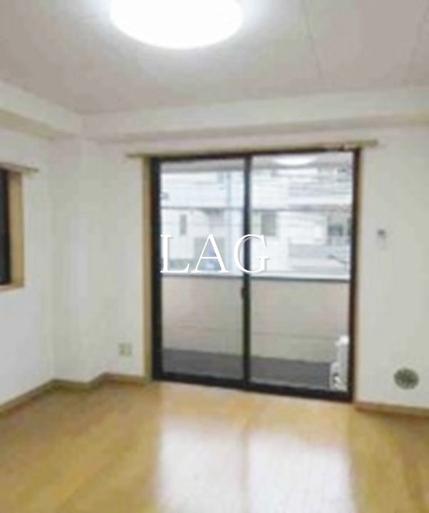 ストリーム代沢の居間