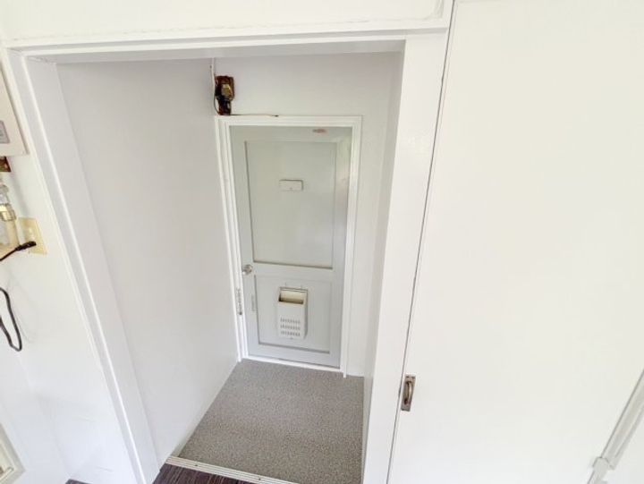 奈良県奈良市あやめ池北1(アパート)の賃貸物件の玄関