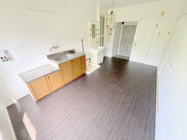 奈良県奈良市あやめ池北1(アパート)の賃貸物件の居間