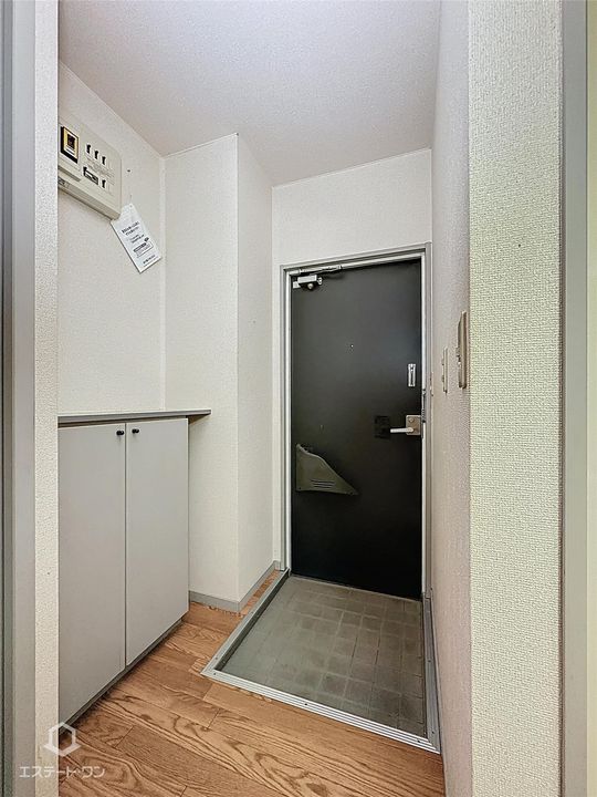 ヴァルール・Nの玄関