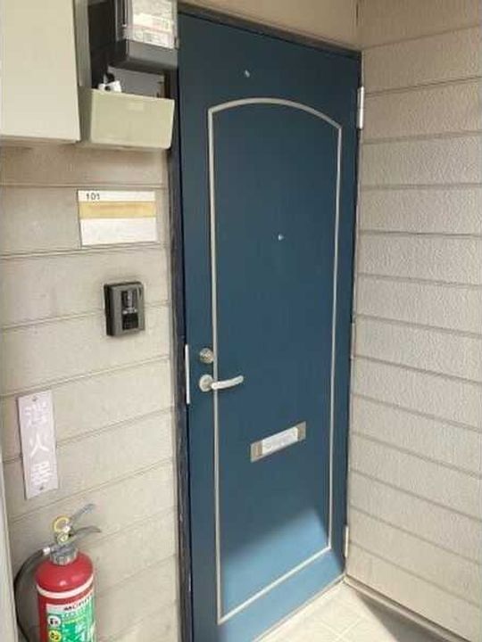 愛知県名古屋市守山区本地が丘(アパート)の賃貸物件の玄関