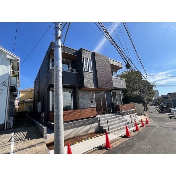 コリーナ横浜子安台の外観