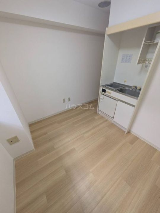 ロイヤル石川町の居間