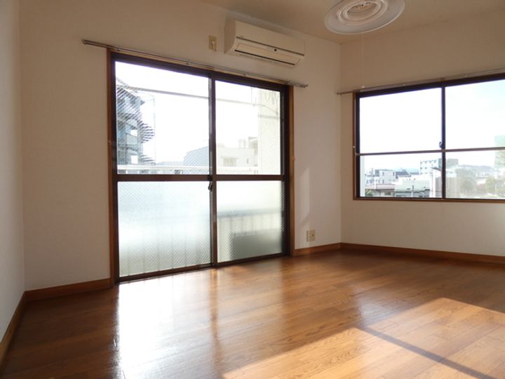 コーポ丸山の居間