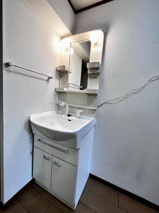 愛知県名古屋市中区丸の内1の賃貸マンションの内装