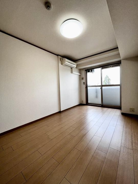 愛知県名古屋市中区丸の内1の賃貸マンションの内装